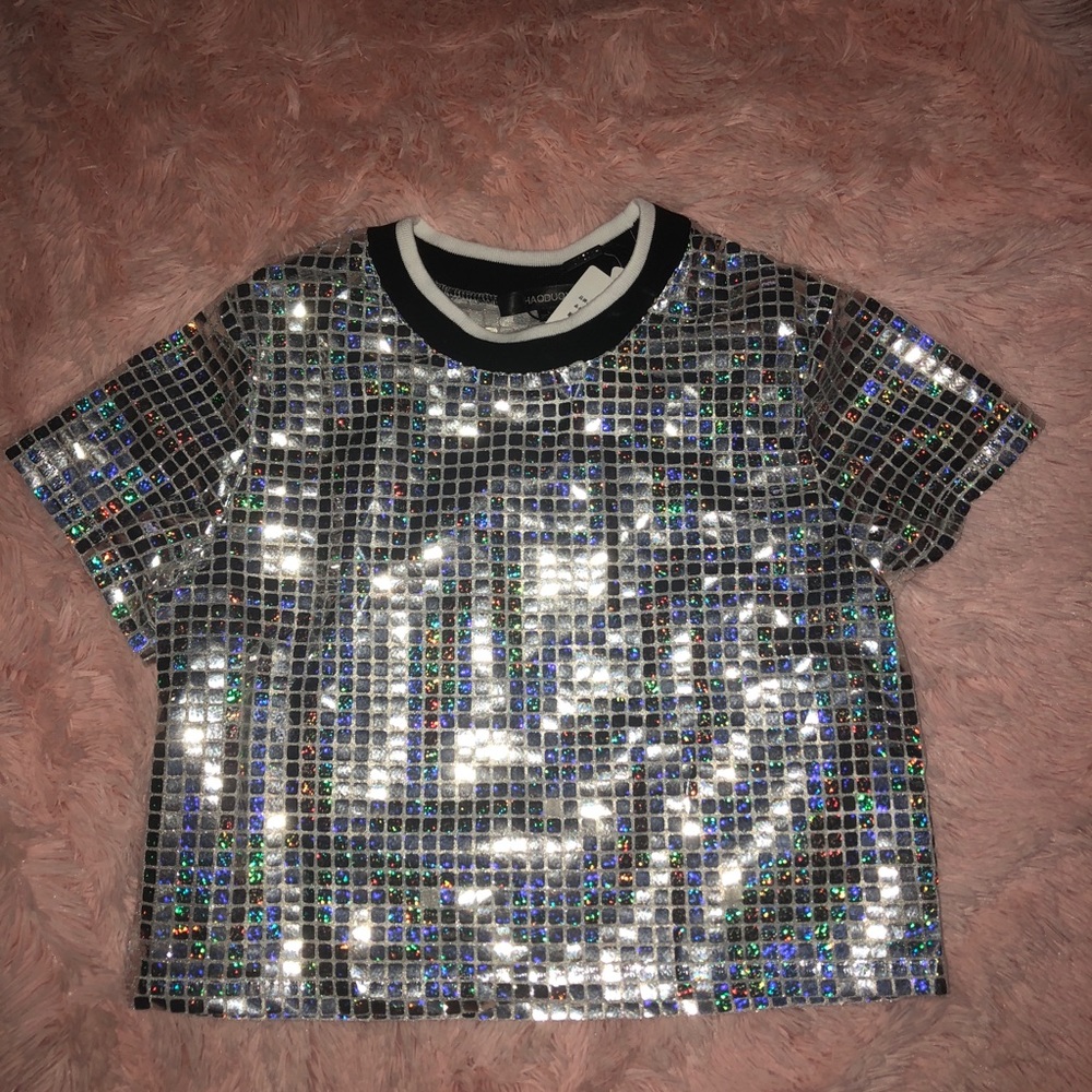party crop top🖤🖤